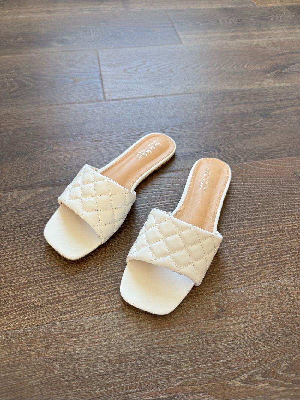 Nicole Miller White Sandals